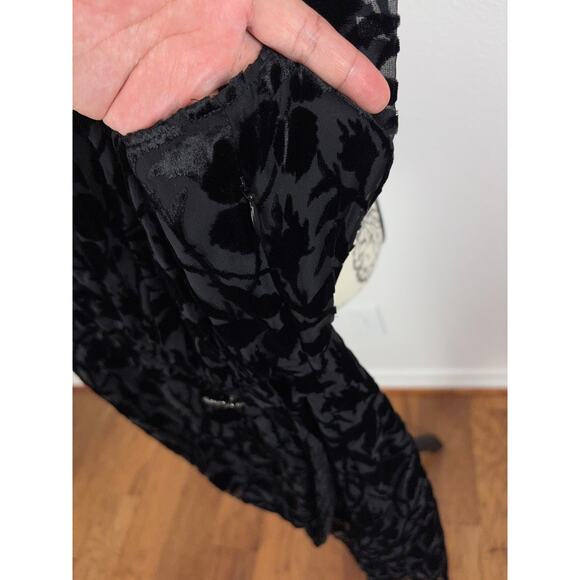 B27 The Kooples Burnout Velvet Mini Dress Womens 1 US 4 Floral Parisian Chic - Picture 9 of 14